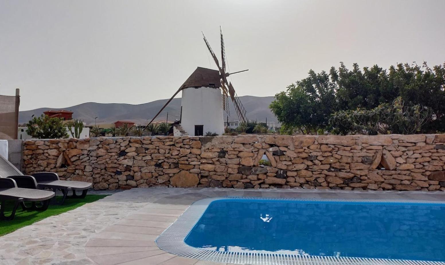 Encantadora Casita Con Molino Y Piscina アンティグア エクステリア 写真